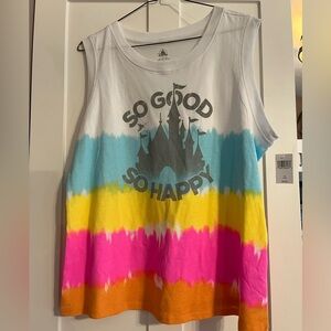 Disney vacation top size large